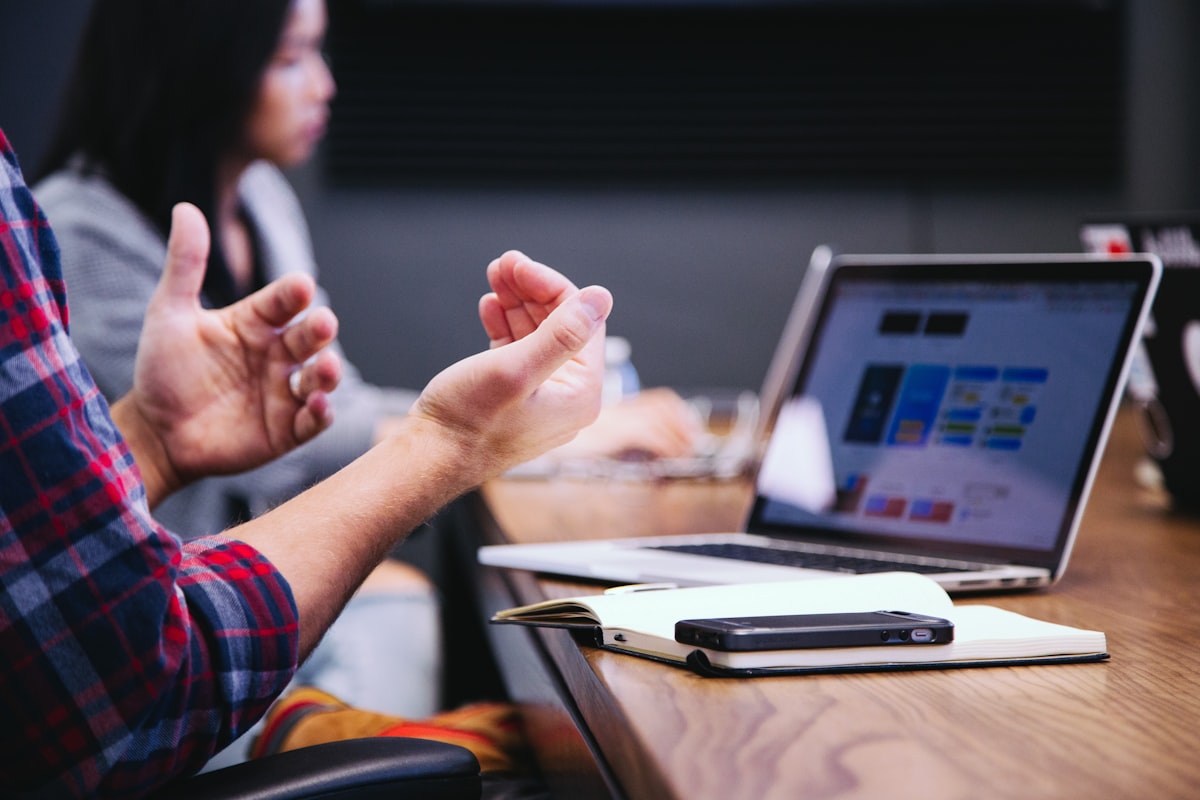 Website đúng ngành giúp khách tin và chốt nhanh hơn