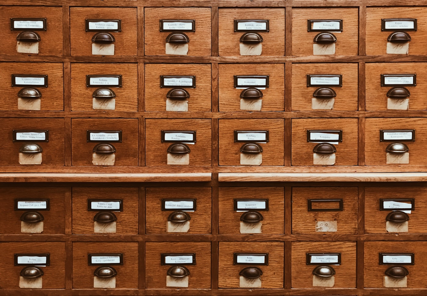 Minh họa ứng dụng PostgreSQL trong dự án công nghệ